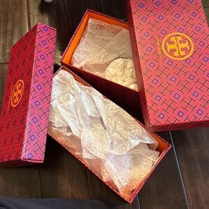 Tory Burch shoe boxes bundle (2)